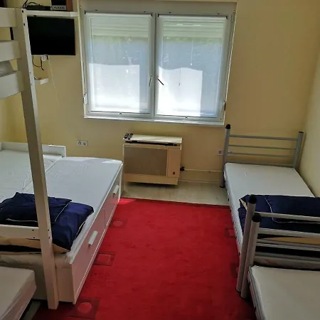 Erdei Termalfurdo Akar Csoportoknak Is. Feriehus